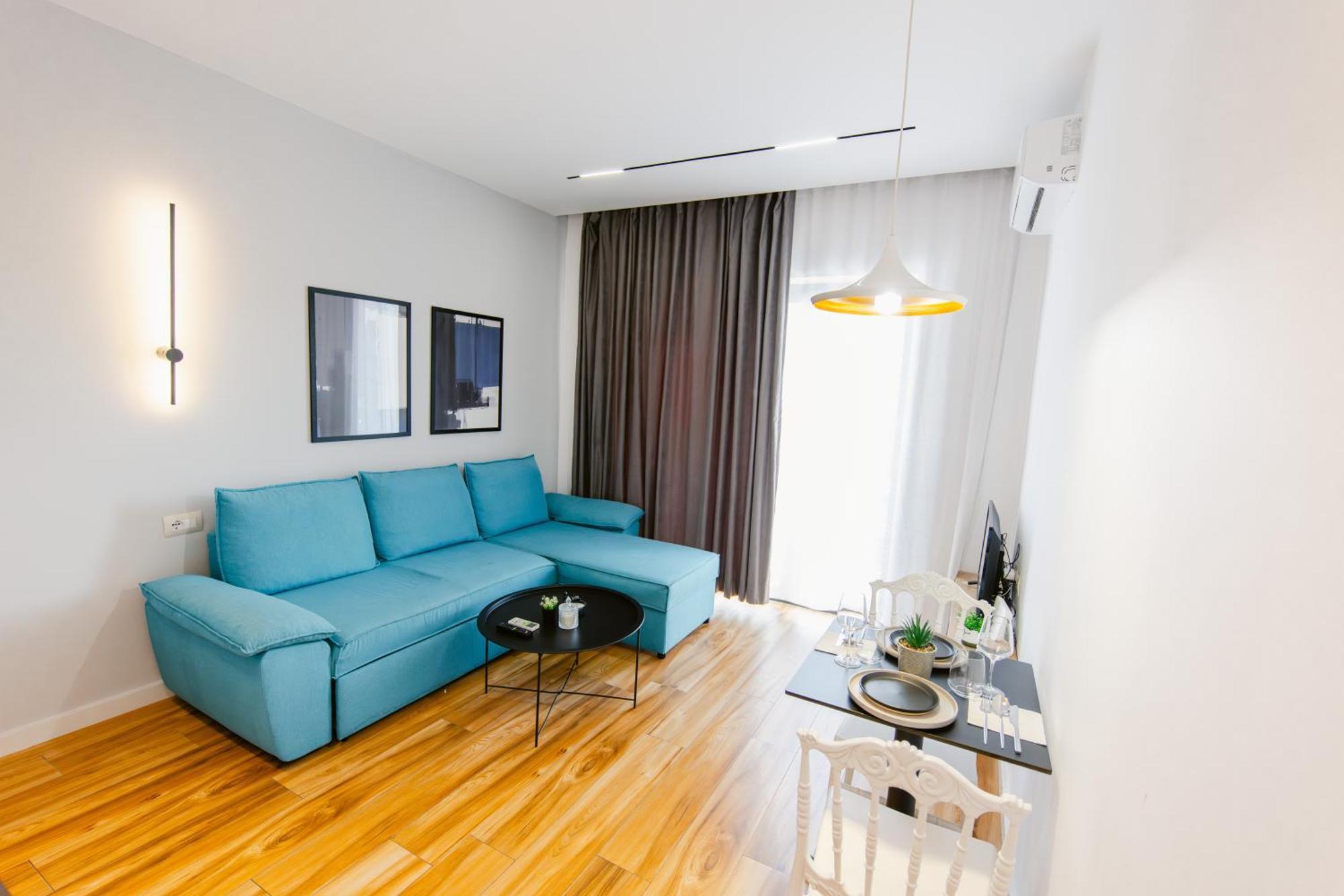 Durres Str Modern Apartments - The Nest Tirana Bagian luar foto